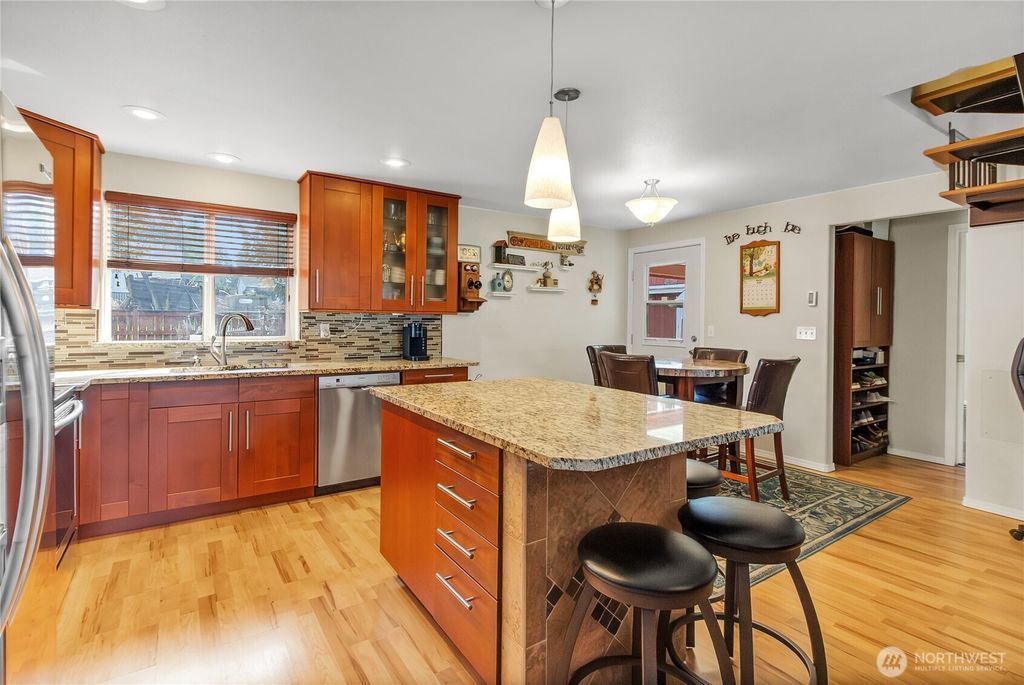 Photo of 14305 14307 107th Avenue Ct E, Puyallup, WA 98374 (MLS # 2499472)