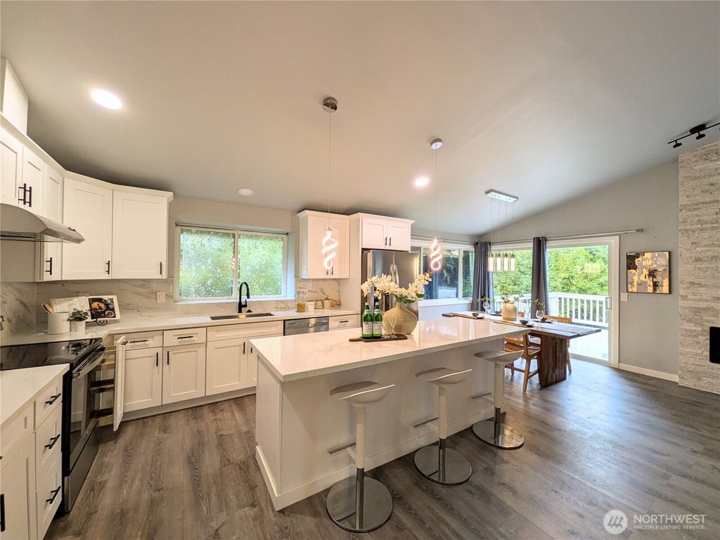 Photo of 3510 NE 90th Street, Seattle, WA 98115 (MLS # 2437876)