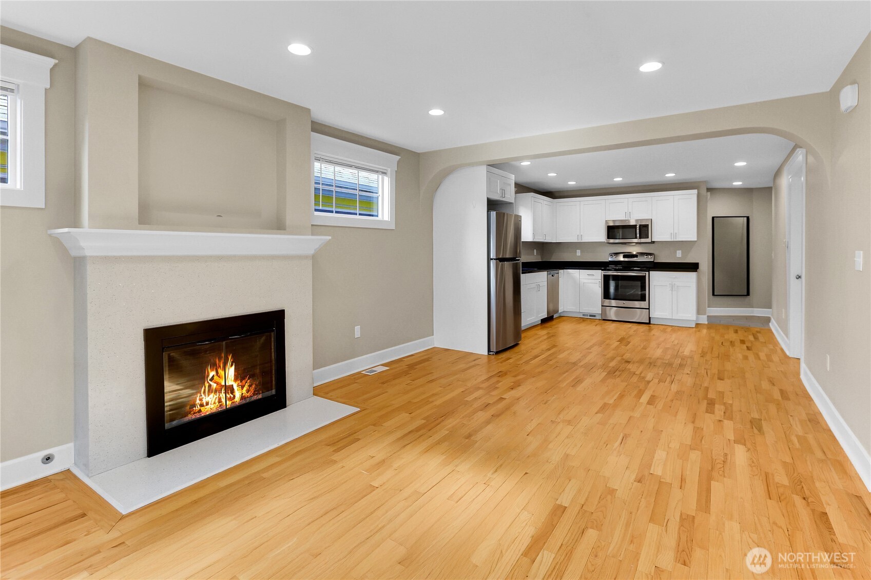 1906 5th Avenue W