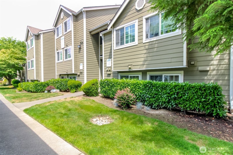 1830 S 284th Lane G104