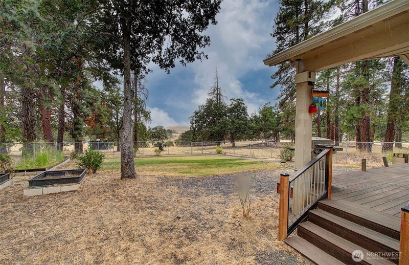 80 Sara View Drive
