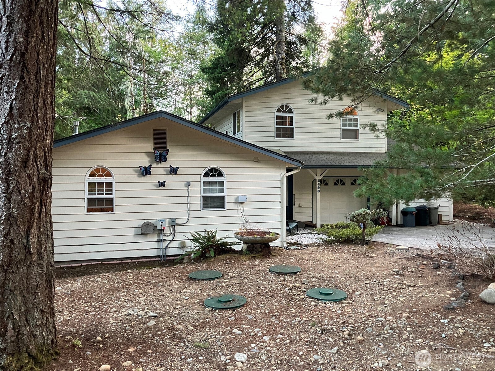 490 Duckabush Drive W
