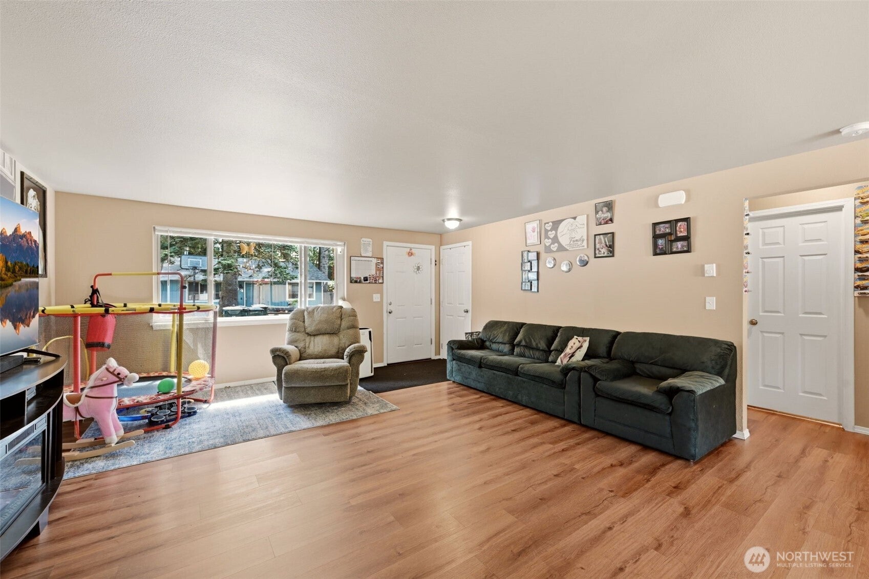 7016 Gaston Lane SW