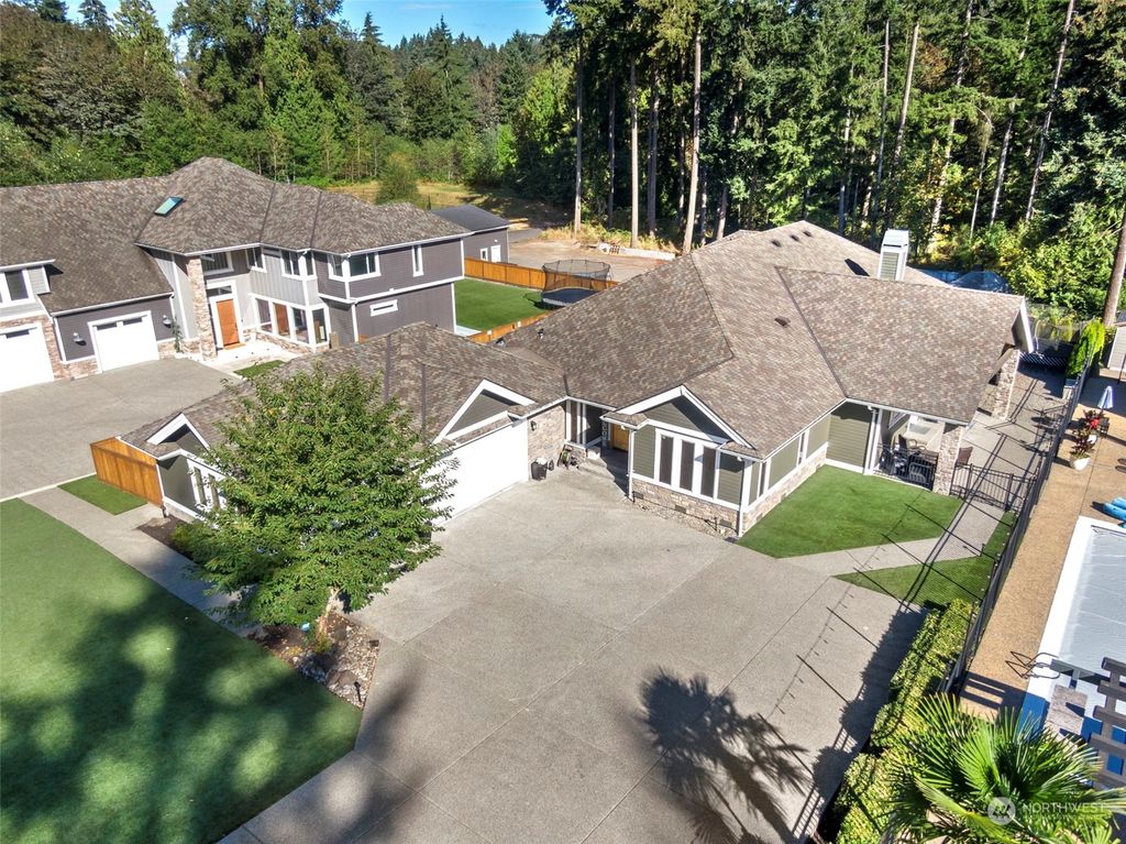 Photo of 5308 NE 26th Street, Renton, WA 98059 (MLS # 2026787)