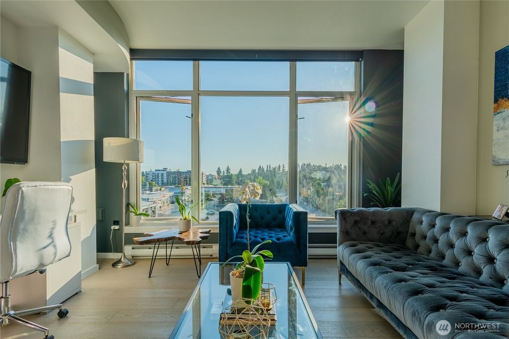 Photo of 1188 106th Avenue NE #427, Bellevue, WA 98004 (MLS # 2510806)