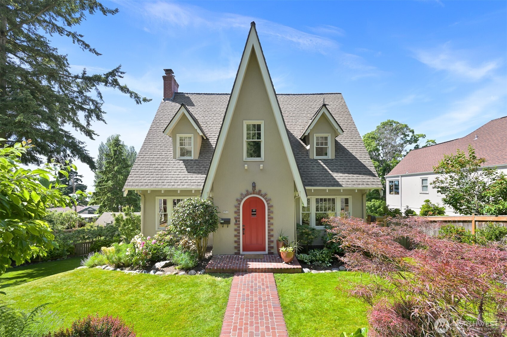 251 N Garden Street