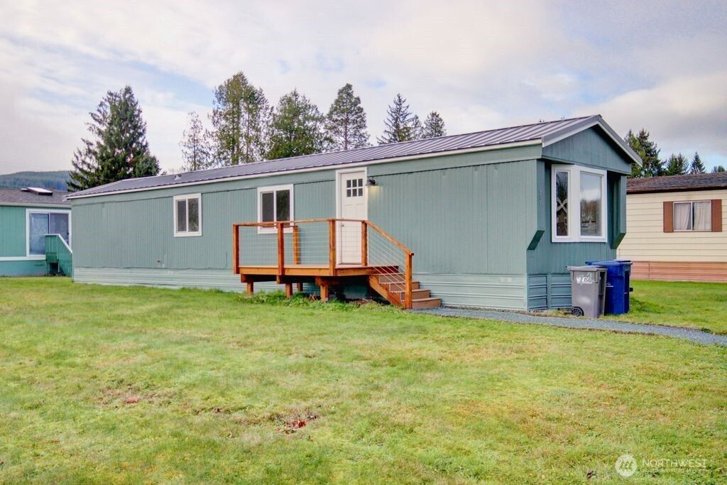 Photo of 24919 Hoehn Rd Rd #72, Sedro Woolley, WA 98284 (MLS # 2465598)
