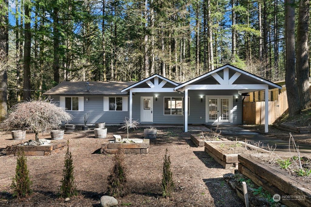Photo of 17042 431st Ave Ave SE, North Bend, WA 98045 (MLS # 2212939)
