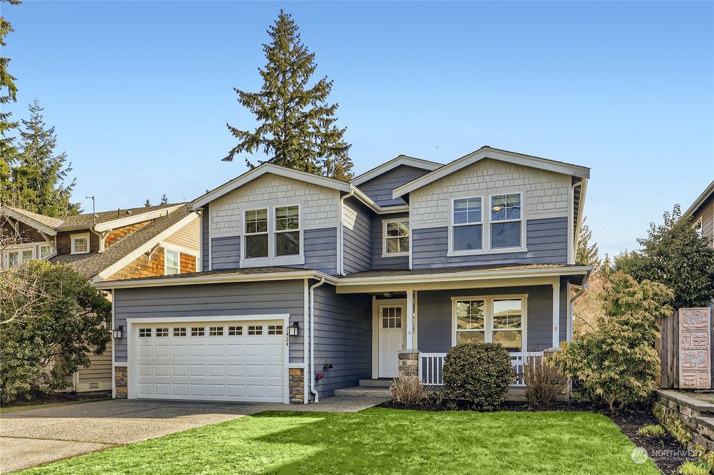 Photo of 7424 124th Avenue NE, Kirkland, WA 98033 (MLS # 2040017)