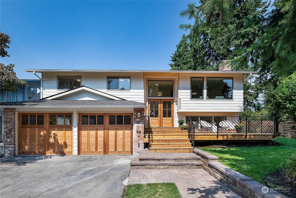 Photo of 8005 194th Place SW, Edmonds, WA 98026 (MLS # 2154562)