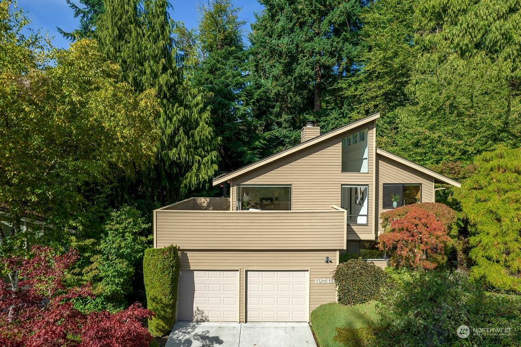 Photo of 19749 41st Avenue NE, Lake Forest Park, WA 98155 (MLS # 2170662)