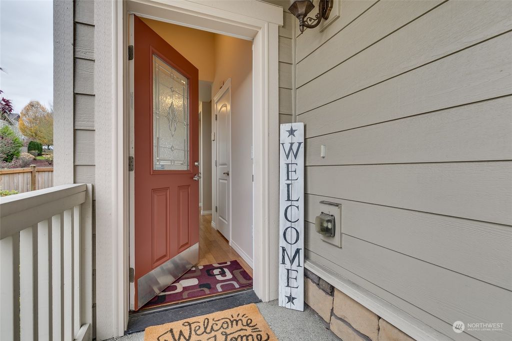 Photo of 3009 Belmonte Lane, Everett, WA 98201 (MLS # 2183902)