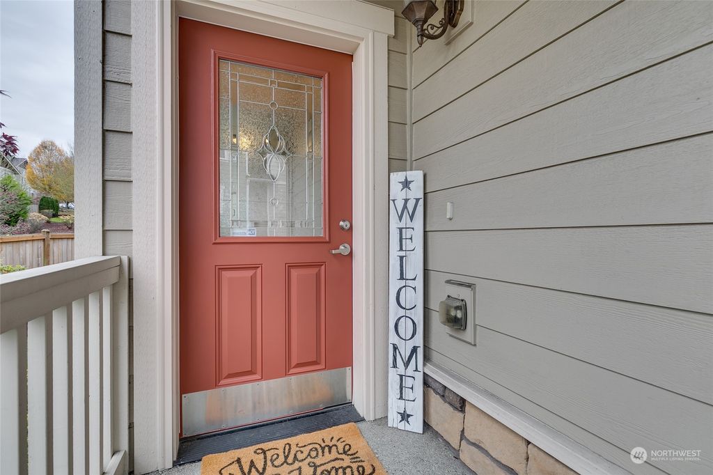 Photo of 3009 Belmonte Lane, Everett, WA 98201 (MLS # 2183902)