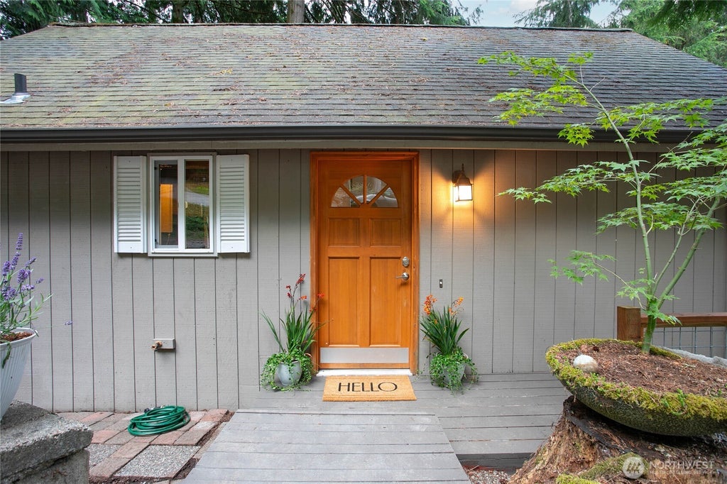 Photo of 5 Misty Ridge Court, Bellingham, WA 98229 (MLS # 2568586)