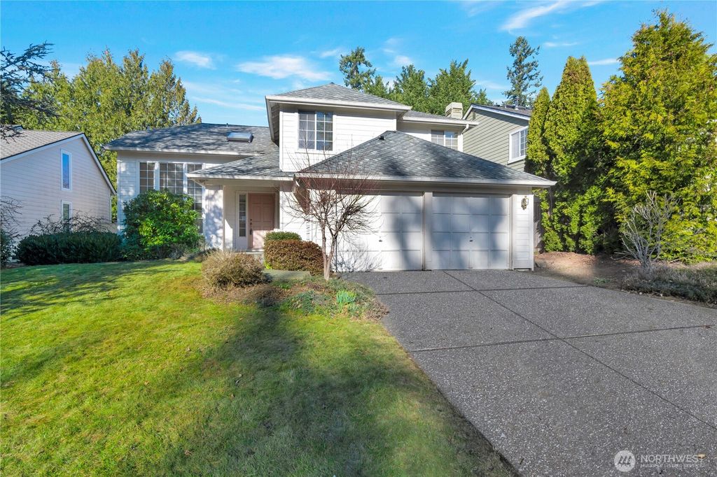 Photo of 25746 SE 39th Street, Sammamish, WA 98029 (MLS # 2490948)