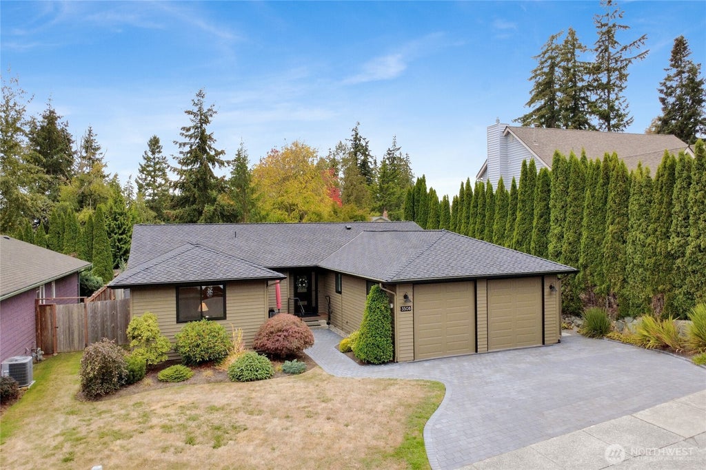 Photo of 3508 Seeley Street, Bellingham, WA 98226 (MLS # 2588938)