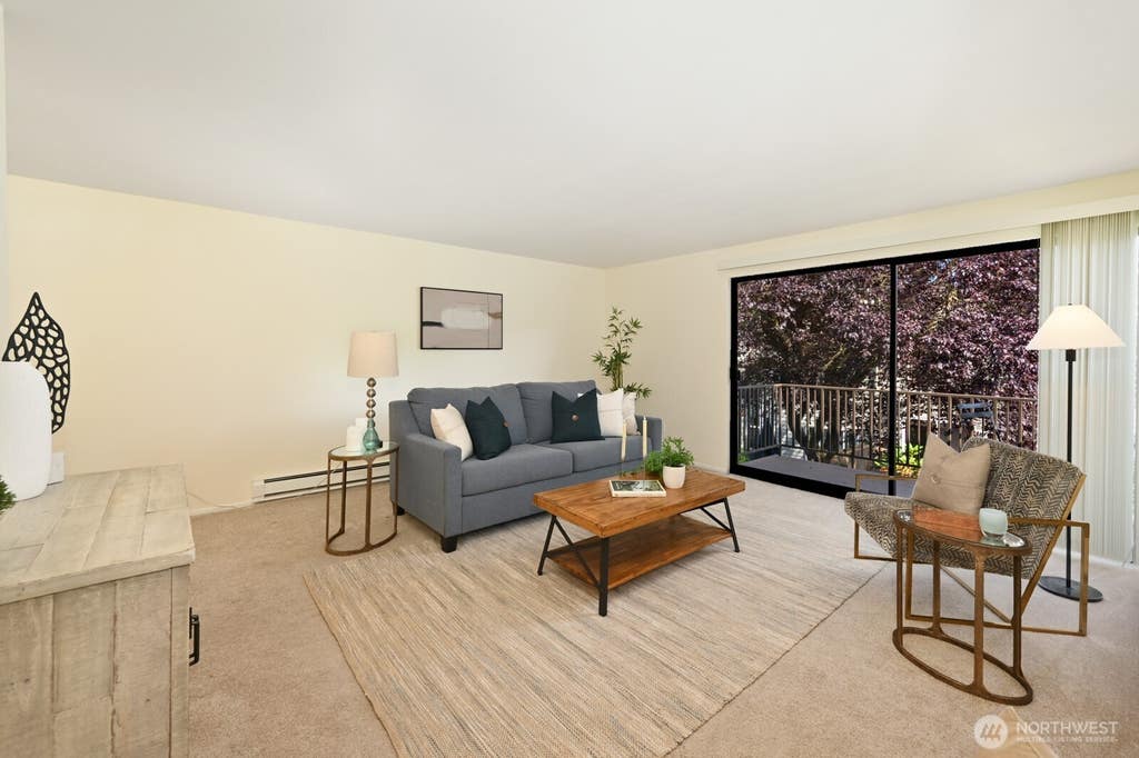 Photo of 11010 NE 68th Street #622, Kirkland, WA 98033 (MLS # 2569530)