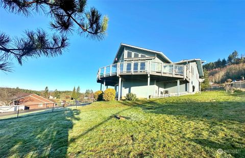 148 Pleasant Hill Drive Silver Creek WA 98585