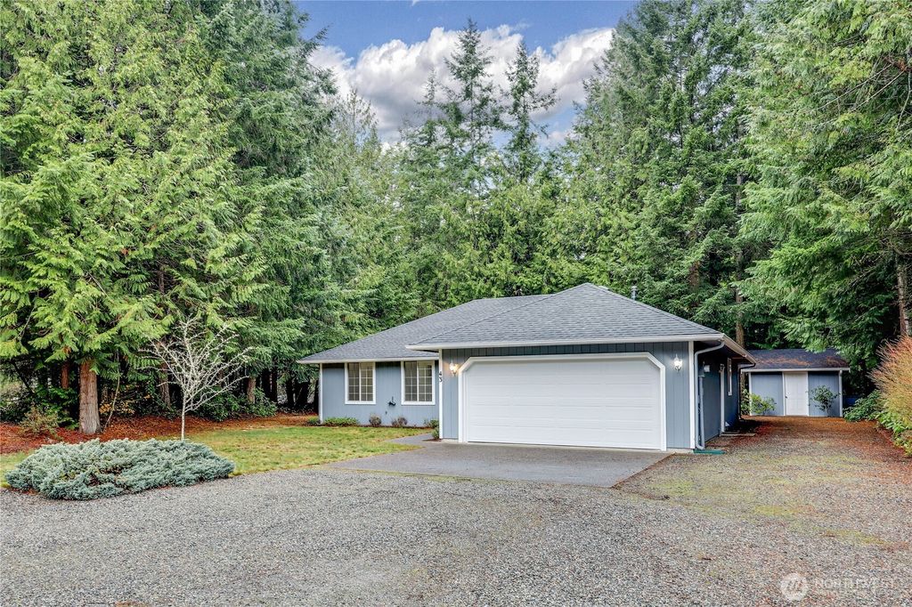 Photo of 43 Rhody Court, Chimacum, WA 98325 (MLS # 2459385)
