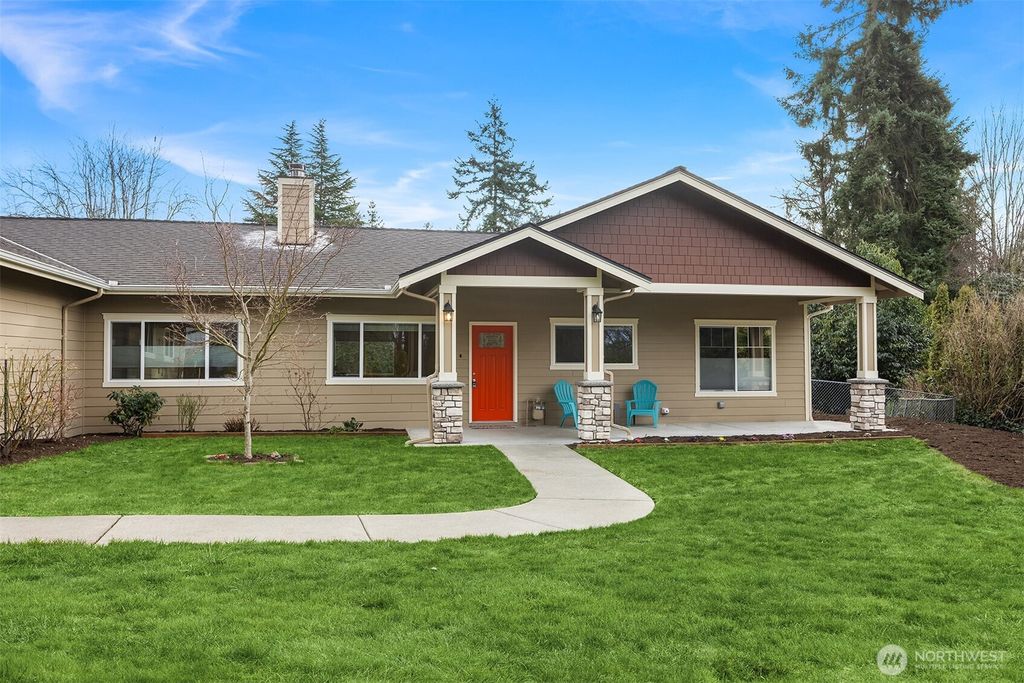 Photo of 22709 SE 16th Street, Sammamish, WA 98075 (MLS # 2472534)