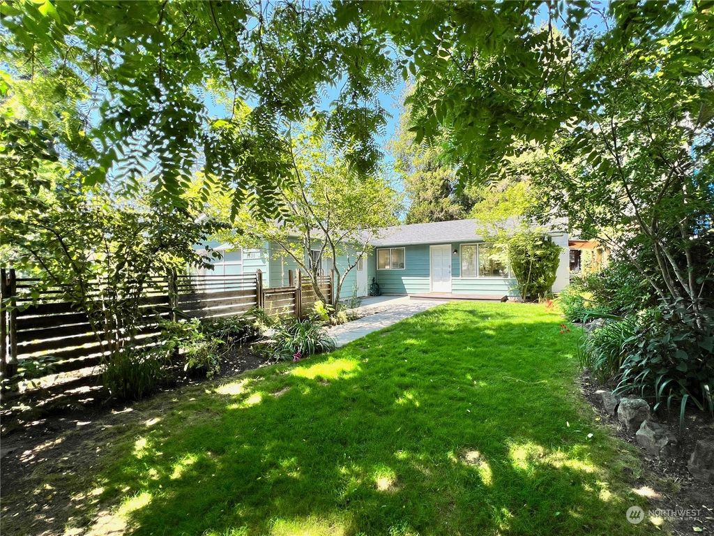 Photo of 3630 NE 123rd Street, Seattle, WA 98125 (MLS # 2263888)