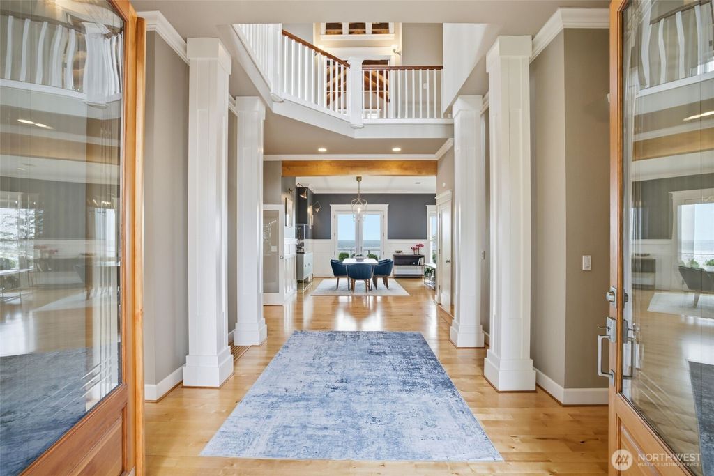 Photo of 20201 Marine View Drive SW, Normandy Park, WA 98166 (MLS # 2510686)