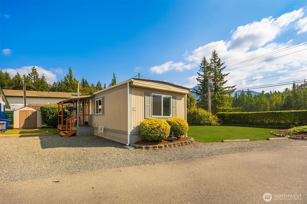 Photo of 45800 SE North Bend Way #14, North Bend, WA 98045 (MLS # 2433125)