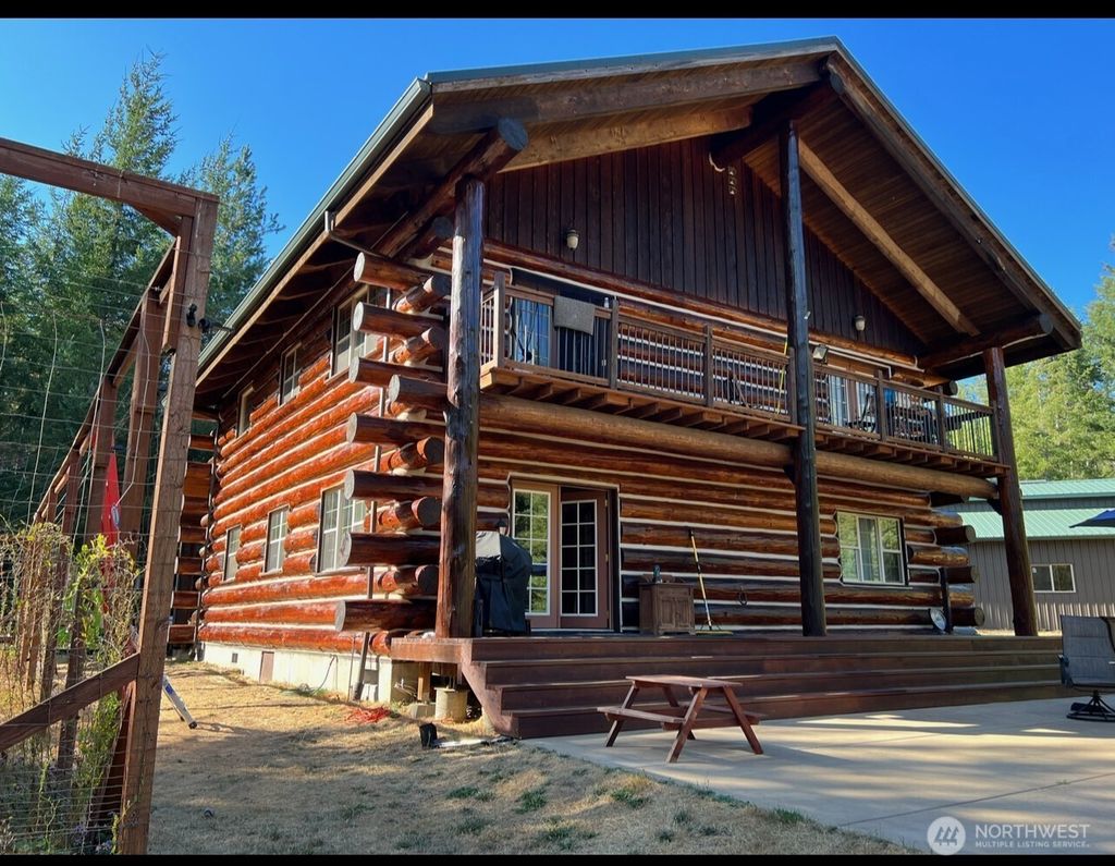 Photo of 40 E Seahawks Way, Belfair, WA 98528 (MLS # 2459761)