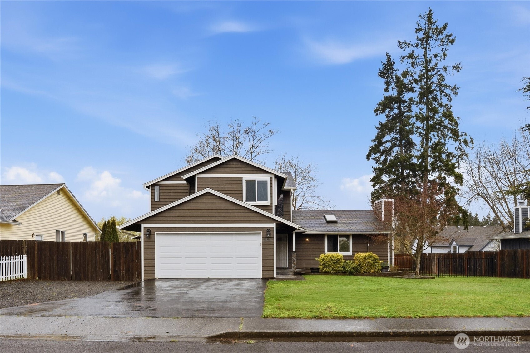 19855 Stavanger Loop NE