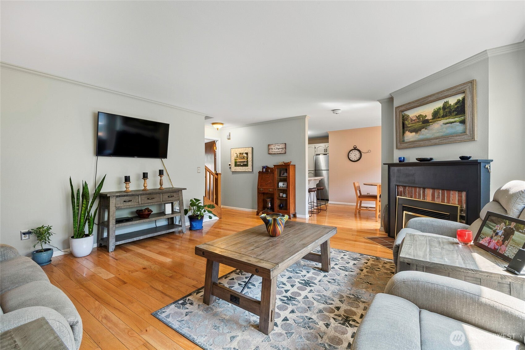 1111 Grover St. 1B