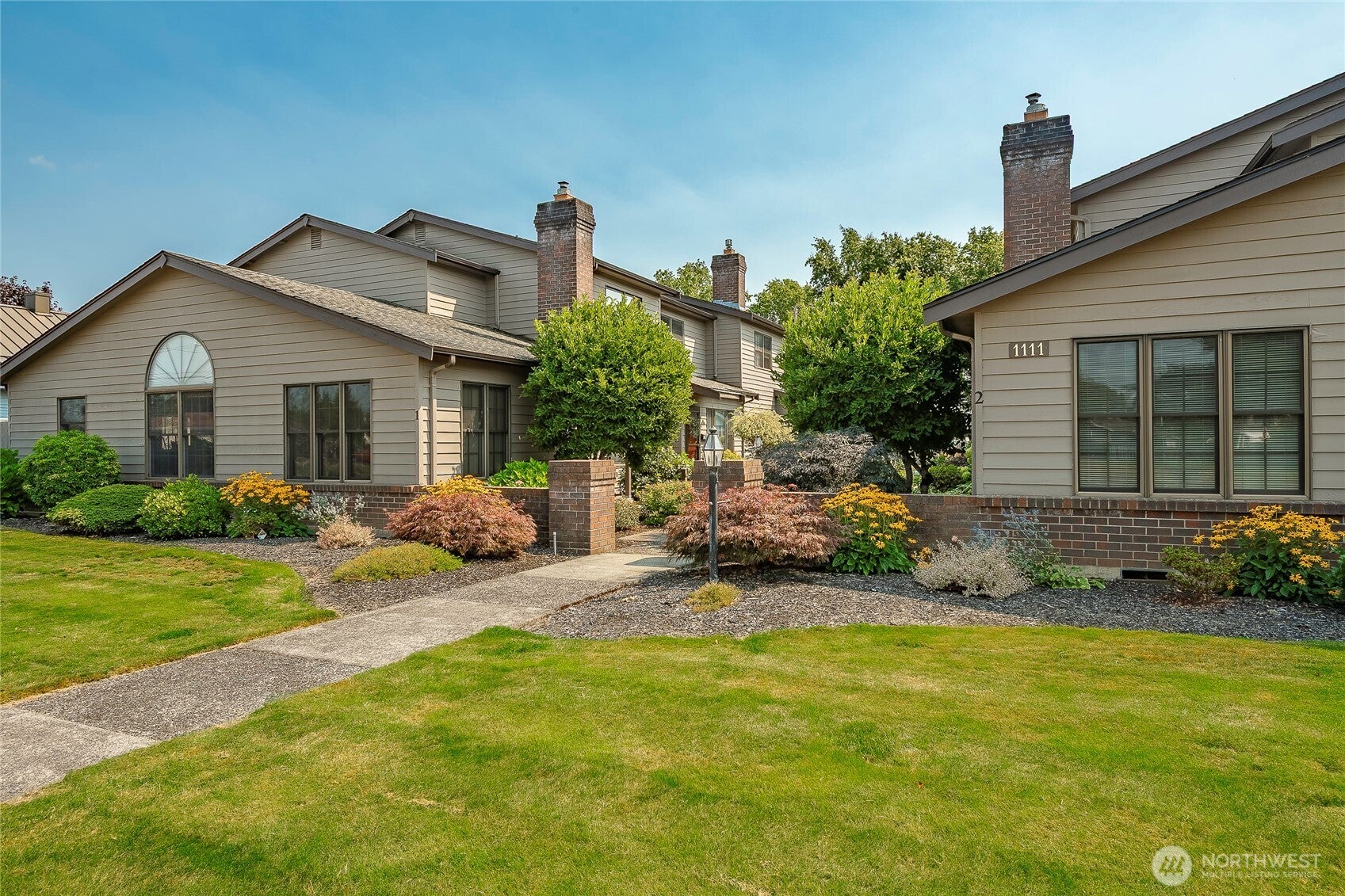 1111 Grover St. 1B