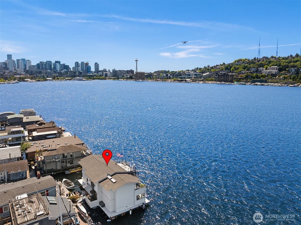 Photo of 2301 Fairview Avenue E #H, Seattle, WA 98102 (MLS # 2529977)