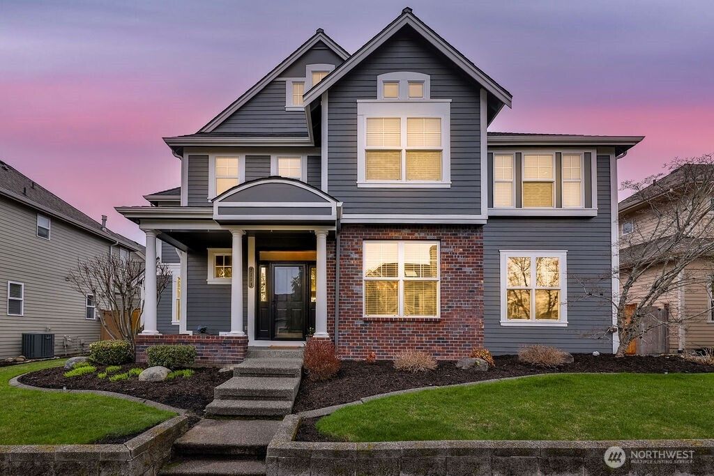Photo of 7113 Chanticleer Avenue SE, Snoqualmie, WA 98065 (MLS # 2343480)
