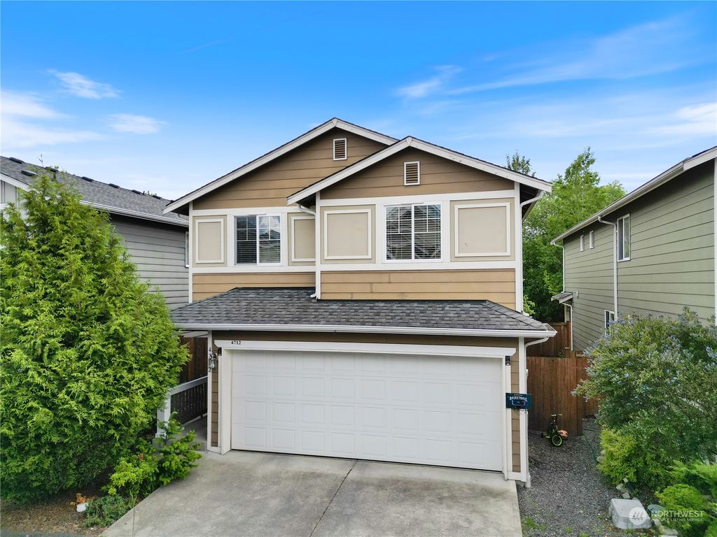 Photo of 4712 146th Place NE, Marysville, WA 98271 (MLS # 2244147)
