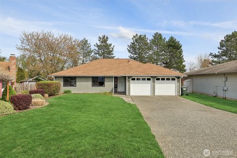 Photo of 27310 126th Place SE, Kent, WA 98030 (MLS # 2508301)