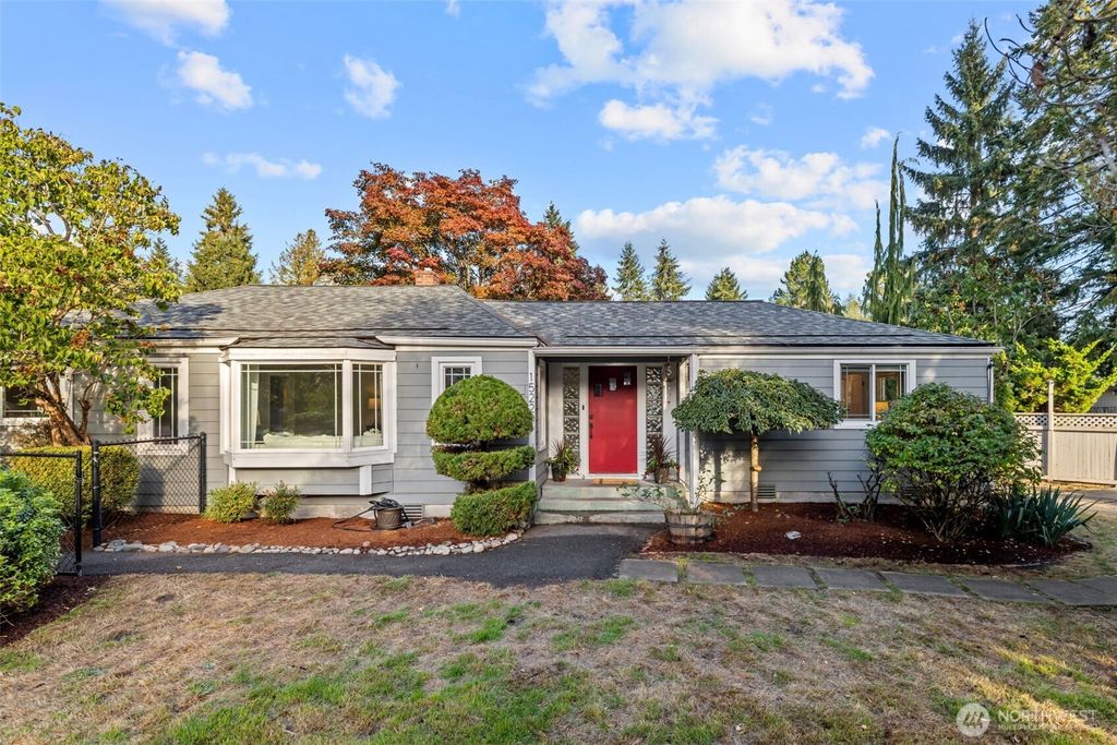 Photo of 15220 12th Avenue NE #15220, Shoreline, WA 98155 (MLS # 2439734)