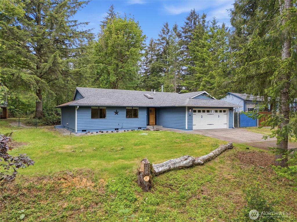Photo of 7817 Fairview Road SW, Olympia, WA 98512 (MLS # 2525922)