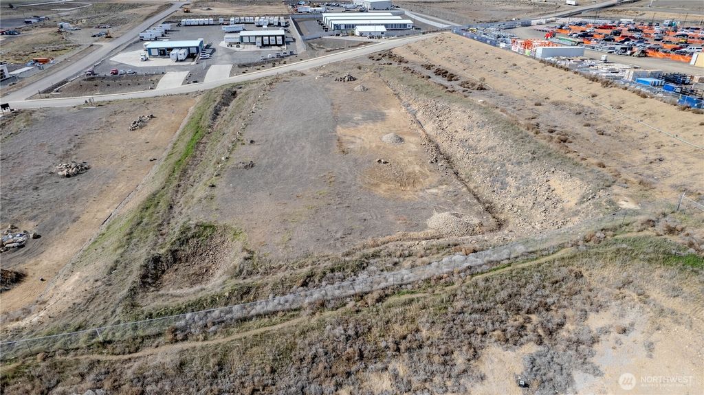 Photo of 501 Urban Industrial Way, East Wenatchee, WA 98802 (MLS # 2467351)