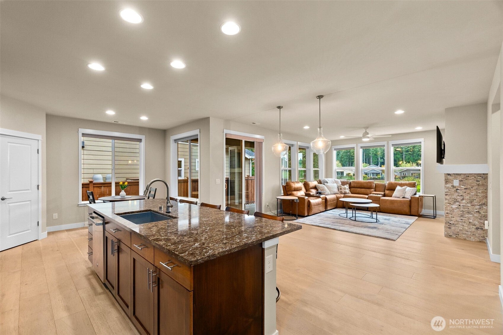 8419 Orcas Loop NE