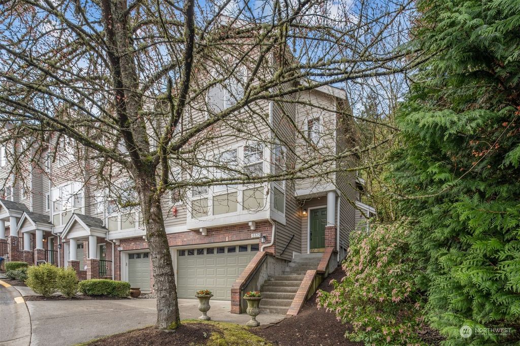 Photo of 15525 133rd Place NE, Woodinville, WA 98072 (MLS # 2210420)