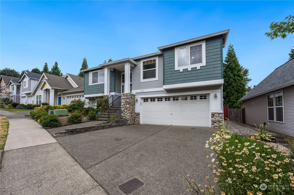 Photo of 2721 151st Place SW, Lynnwood, WA 98087 (MLS # 2275820)