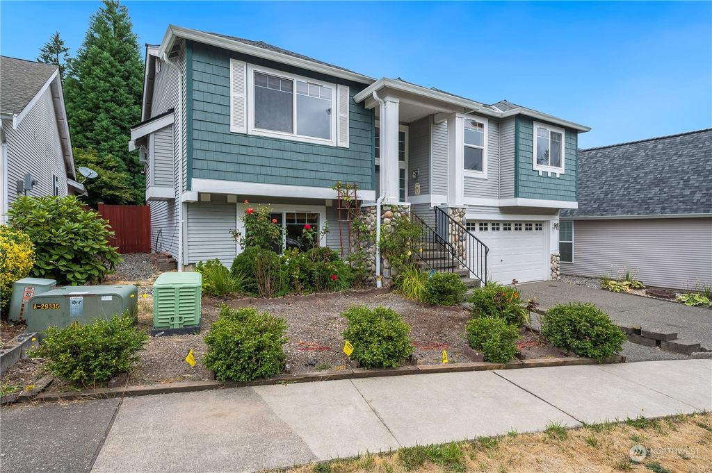 Photo of 2721 151st Place SW, Lynnwood, WA 98087 (MLS # 2275820)