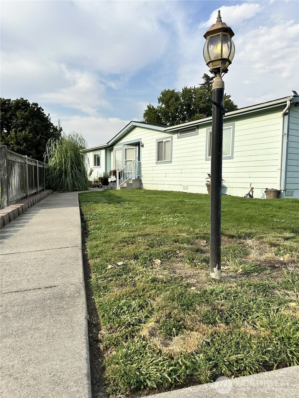 Photo of 330 W 5th Street St, Waitsburg, WA 99361 (MLS # 2575543)