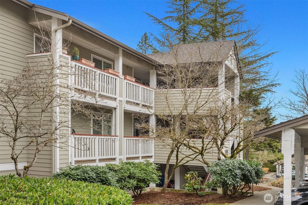 Photo of 18501 SE Newport Way #K244, Issaquah, WA 98027 (MLS # 2339948)