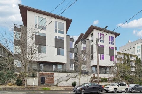 Photo of 3070 SW Avalon Way #E, Seattle, WA 98126 (MLS # 2485688)