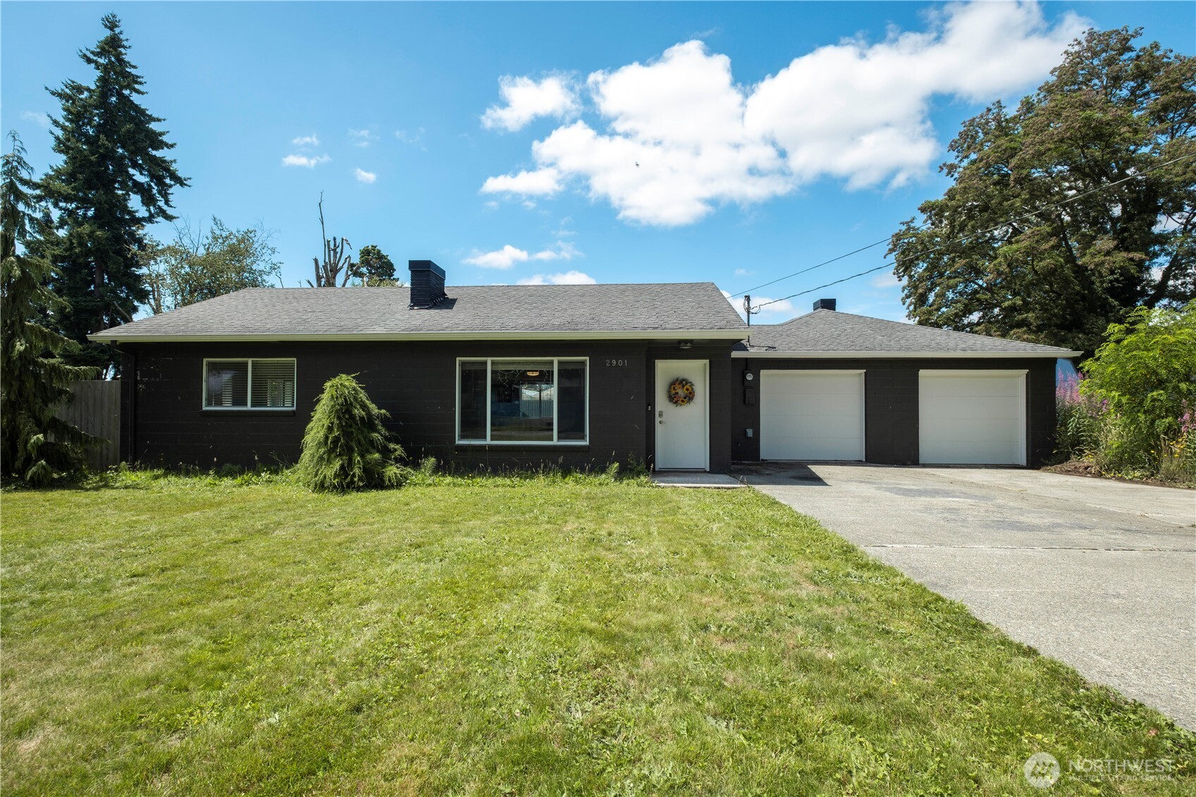 2901 Hollydale Acres Lane