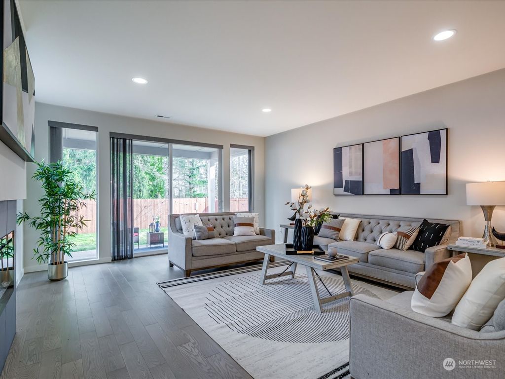 Photo of 1134 230th Avenue NE, Sammamish, WA 98074 (MLS # 2197325)