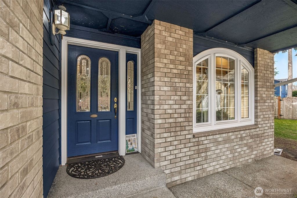 Photo of 5579 Foxglove Court SE, Lacey, WA 98513 (MLS # 2500215)