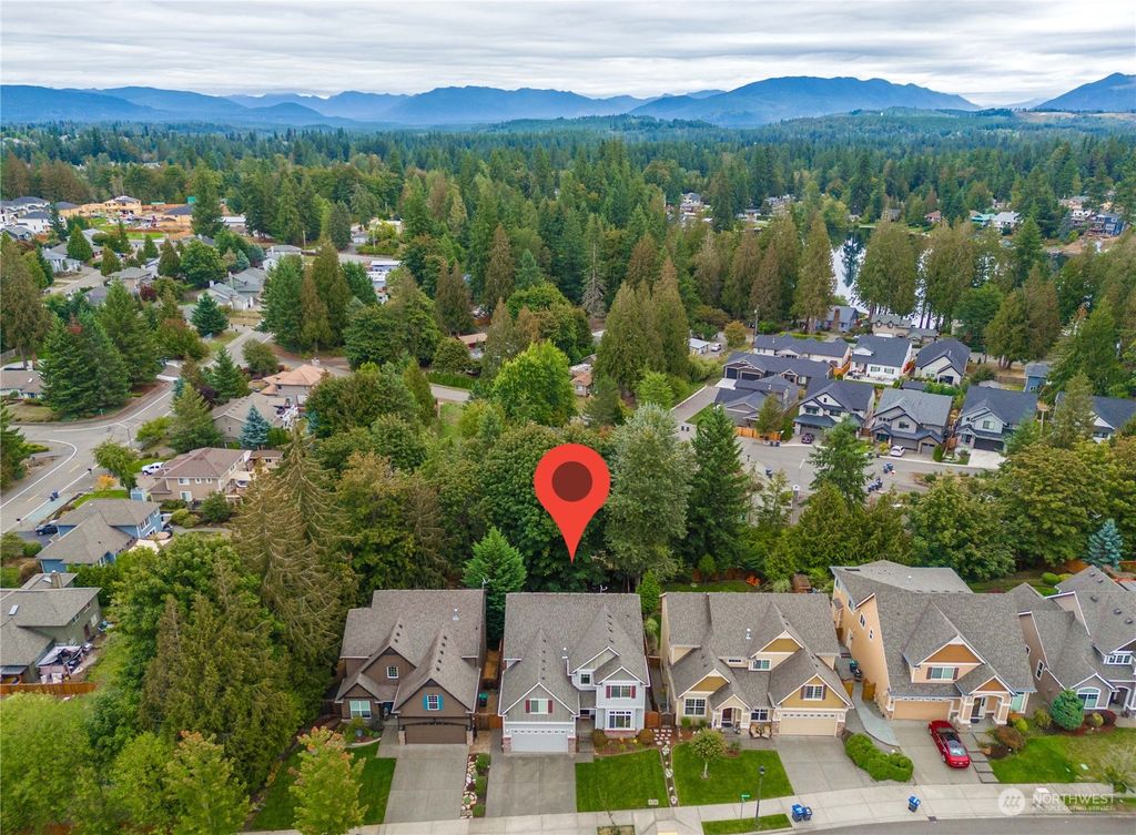 Photo of 25830 214th Avenue SE, Maple Valley, WA 98038 (MLS # 2158346)