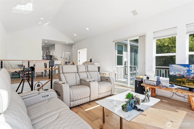 11012 Villa Rosa Lane